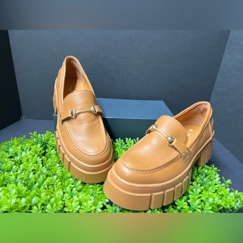 Women's New York and Company Seraphina Platform Loafers NEW. Size 8.5 - Picture 2 of 11